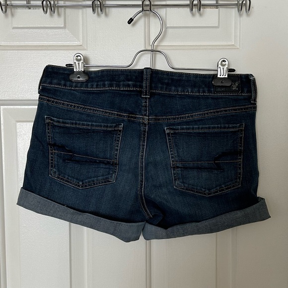 American Eagle super stretch jean shorts size 10 - Picture 2 of 2
